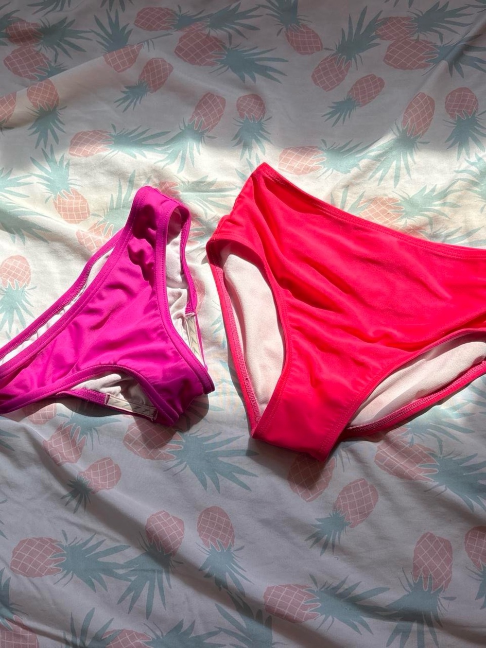 Cat & Jack Girls' Pink and Hot Pink Swim Bikini Bottoms Left-s(5/6) right-m(7/8)